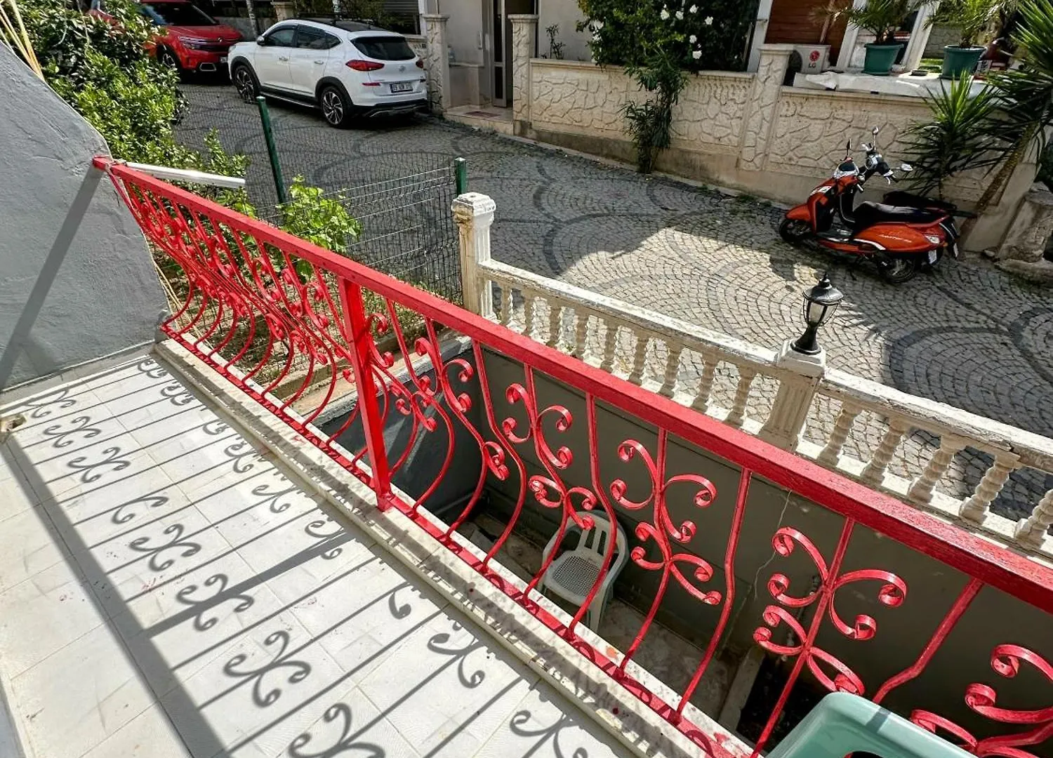 Çeşme Viyana Otel מלון