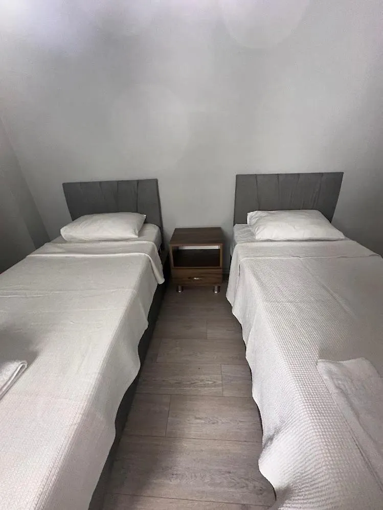 Viyana Otel Çeşme